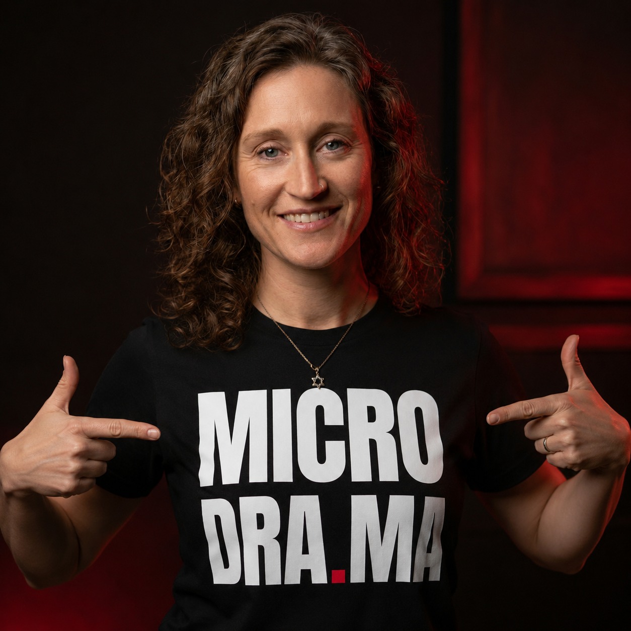 Yael Tamar @microdra.ma